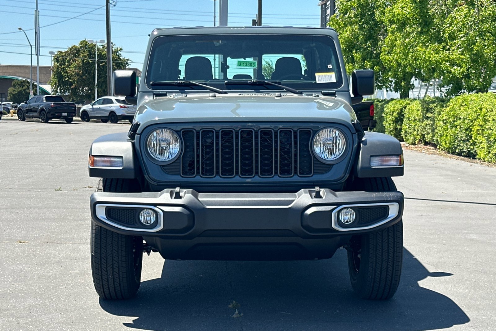 2025 Jeep Gladiator Sport photo 6