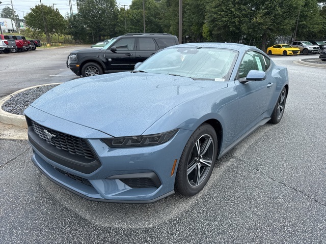 2025 Ford Mustang EcoBoost photo 6