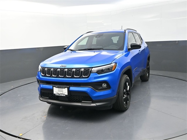 2026 Jeep Compass Latitude Altitude photo 3