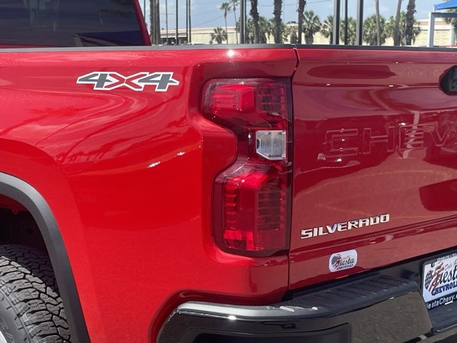 2026 Chevrolet Silverado 2500HD Custom photo 9
