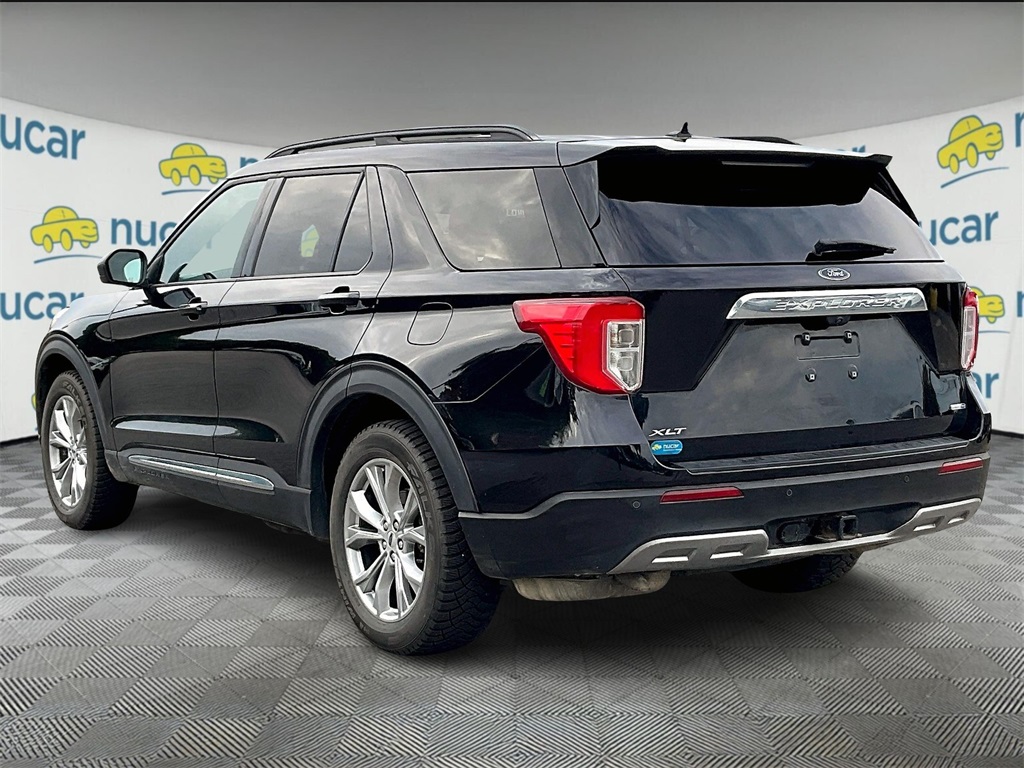 2020 Ford Explorer XLT photo 4