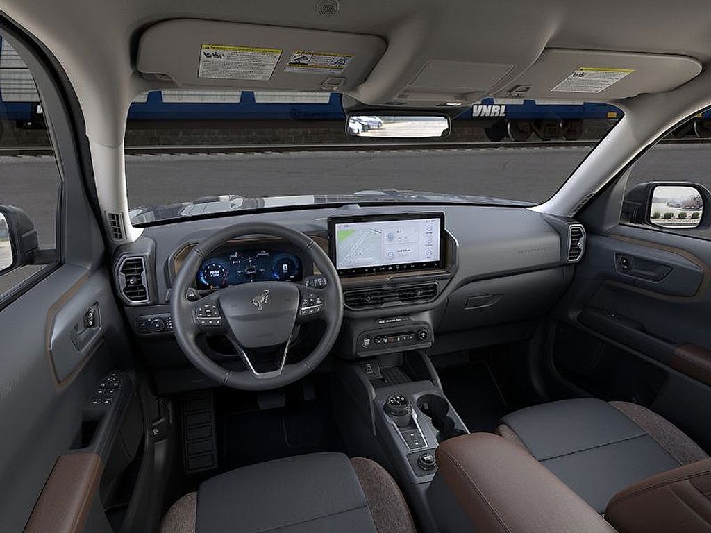 2025 Ford Bronco Sport Outer Banks photo 4