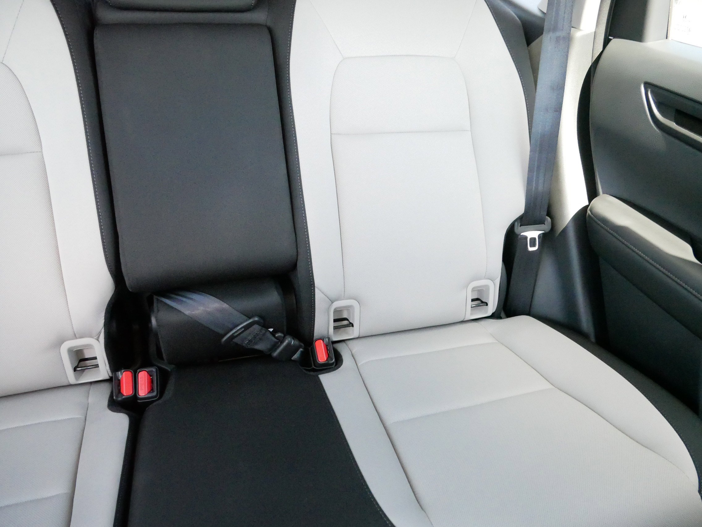 2025 Honda CR-V LX photo 14