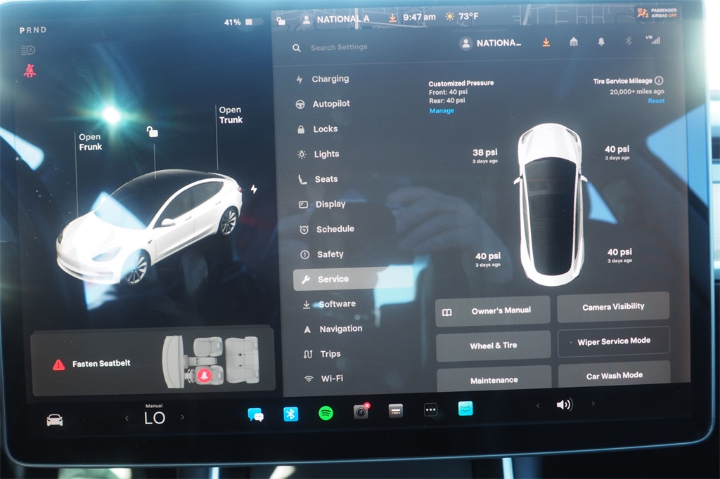 2018 Tesla Model 3 Long Range photo 11
