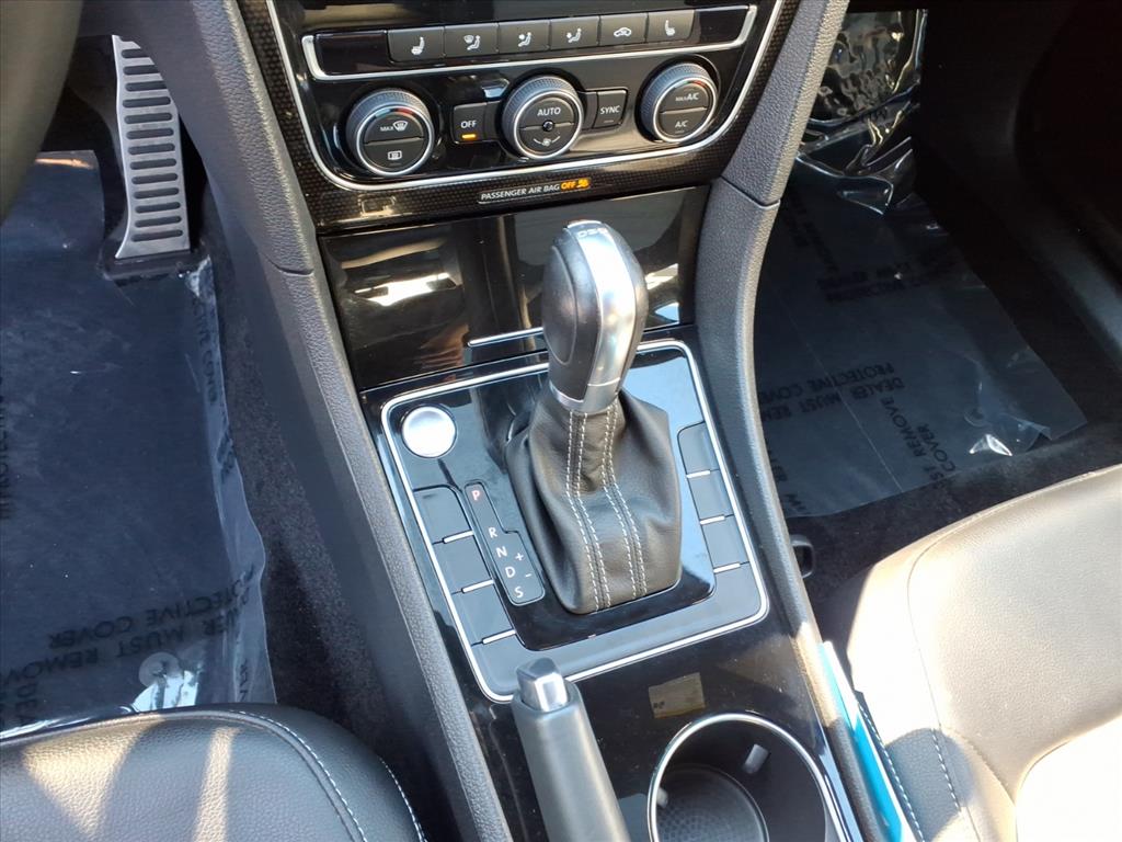 2018 Volkswagen Passat V6 GT photo 6