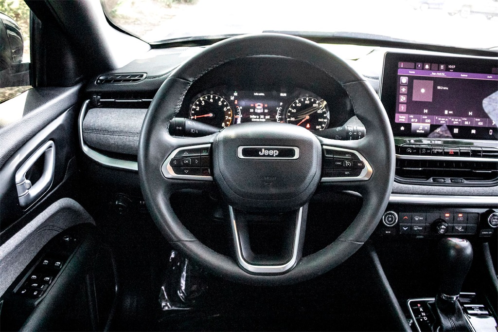 2024 Jeep Compass Latitude photo 27