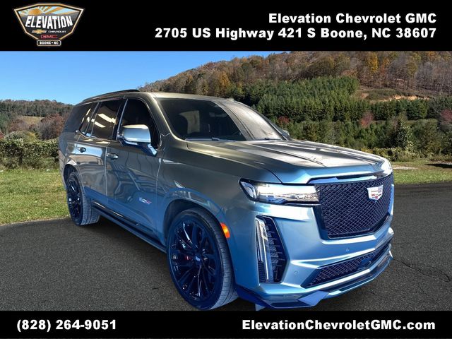 2023 Cadillac Escalade V-Series's photo