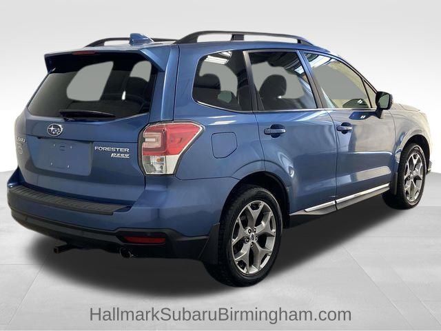 2017 Subaru Forester 2.5i Touring photo 3