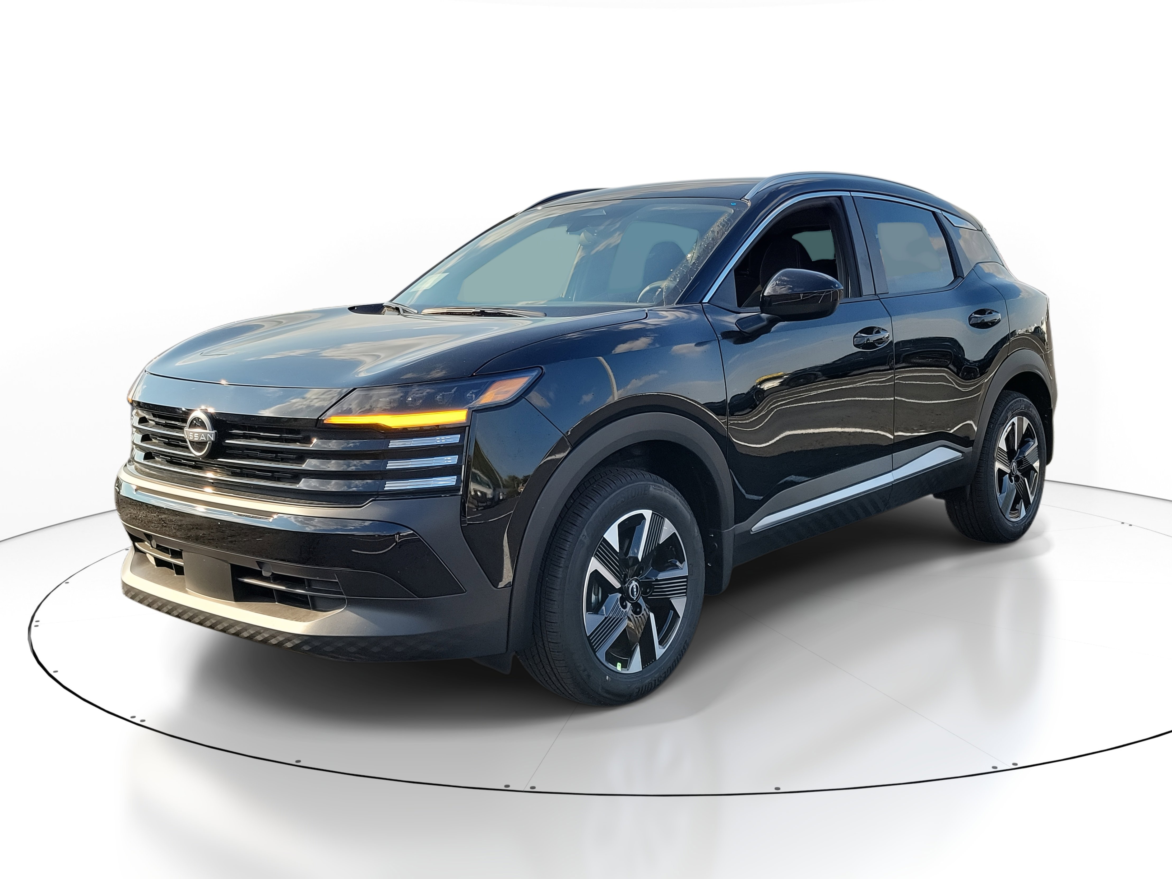 2026 Nissan Kicks SV photo 2