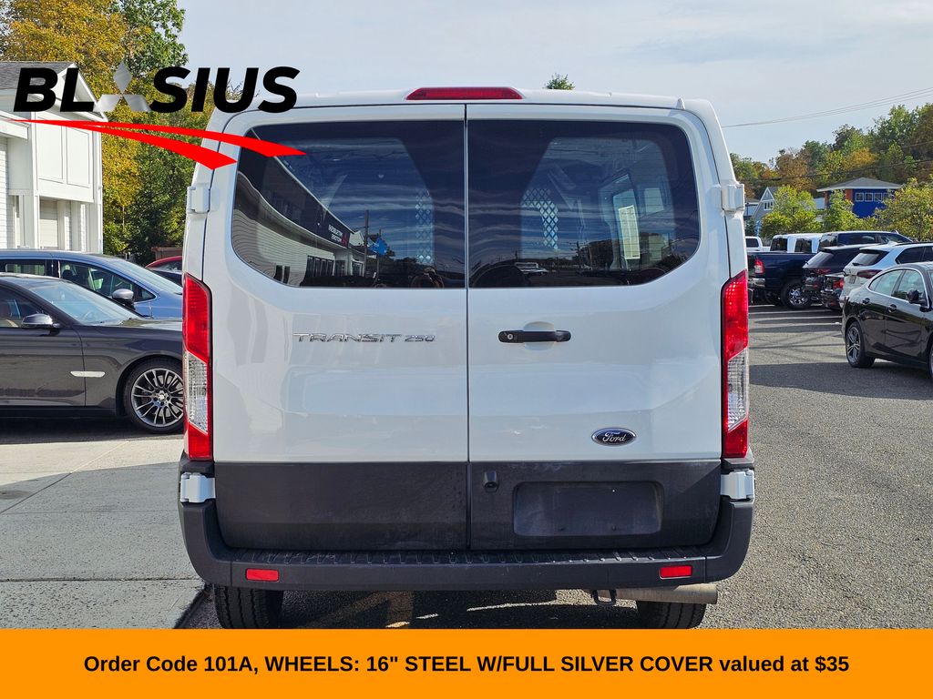 2024 Ford Transit photo 3