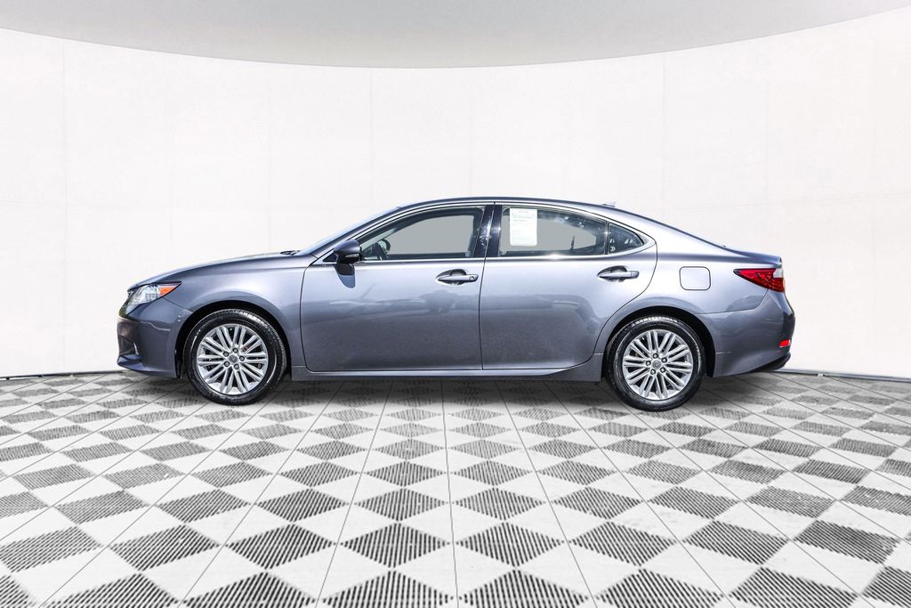 2014 Lexus ES 350 photo 13