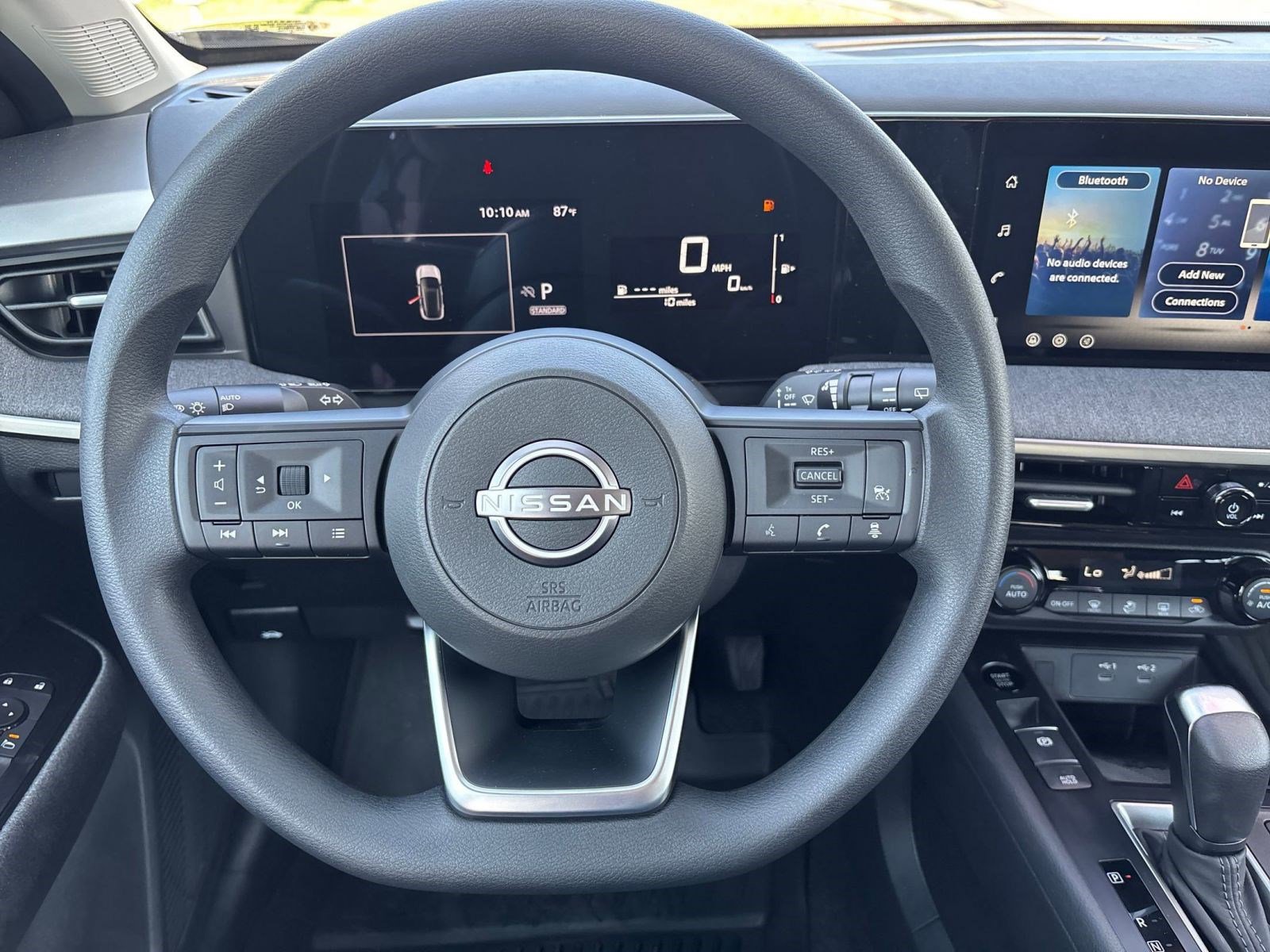 2026 Nissan Kicks SV photo 25