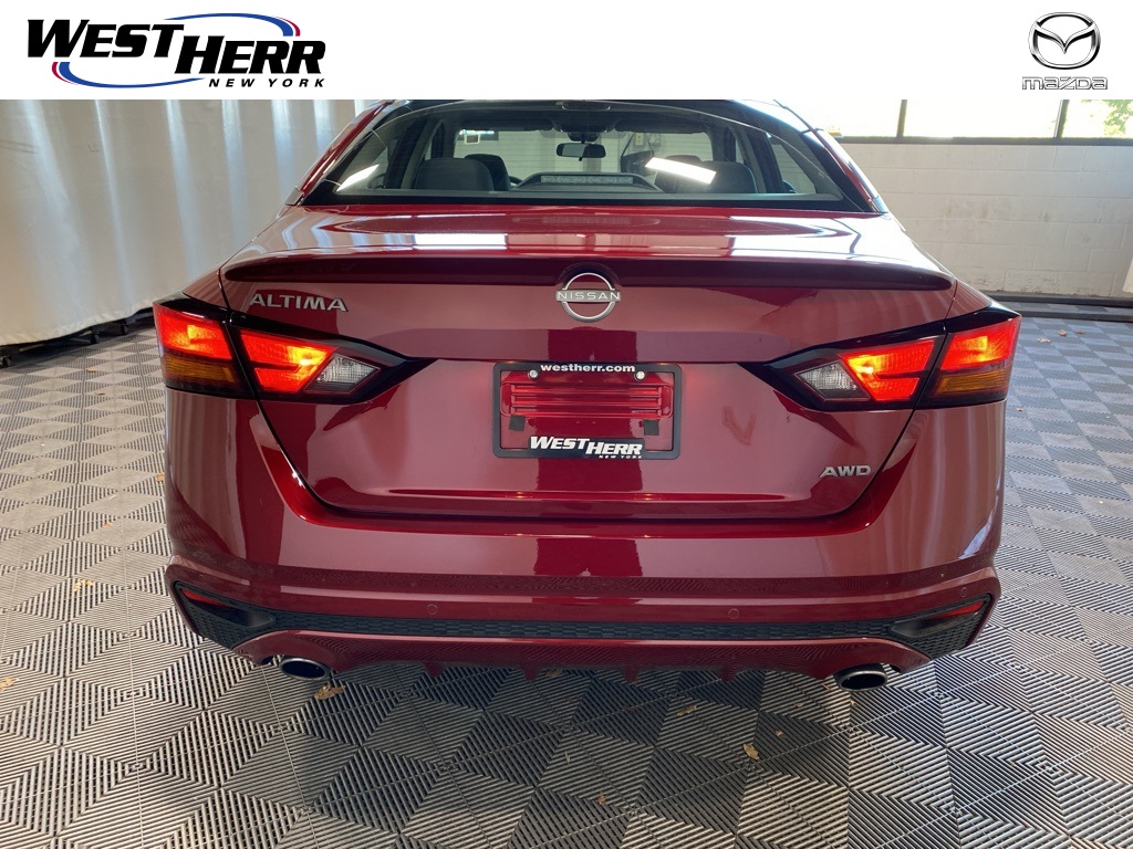 2025 Nissan Altima 2.5 SV photo 7