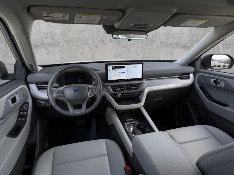 2025 Ford Explorer photo 7