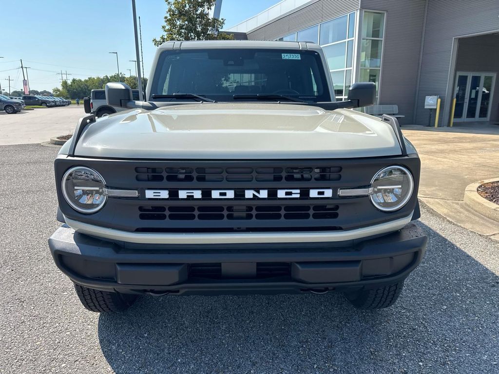 2025 Ford Bronco Big Bend photo 2