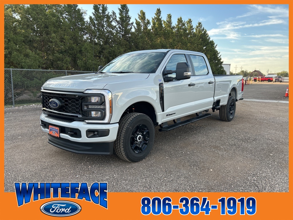 2026 Ford F-350 Super Duty XL's photo