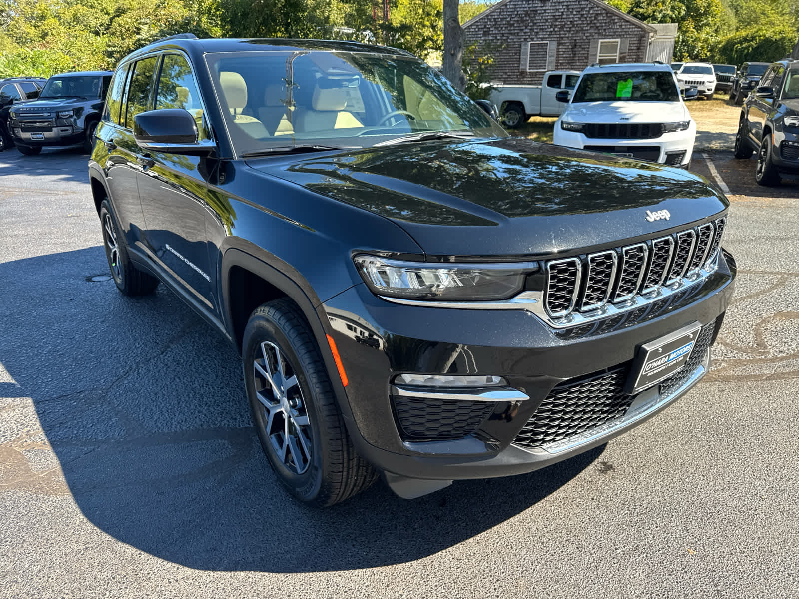 2025 Jeep Grand Cherokee Limited's photo