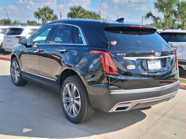 2025 Cadillac XT5 Premium Luxury photo 3