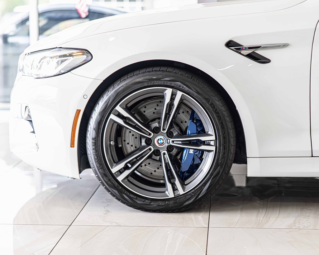 2023 BMW M5 - Image 8
