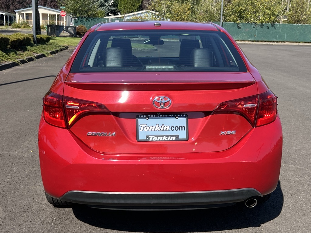 2018 Toyota Corolla XSE photo 5