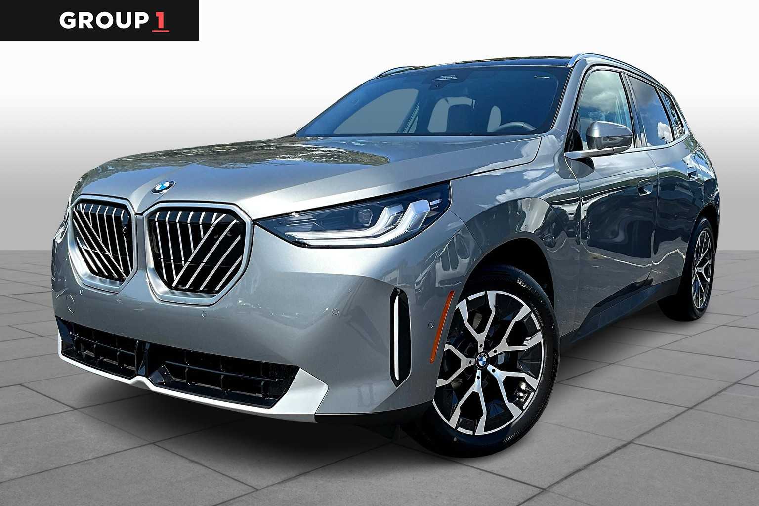 2026 BMW X3 30's photo