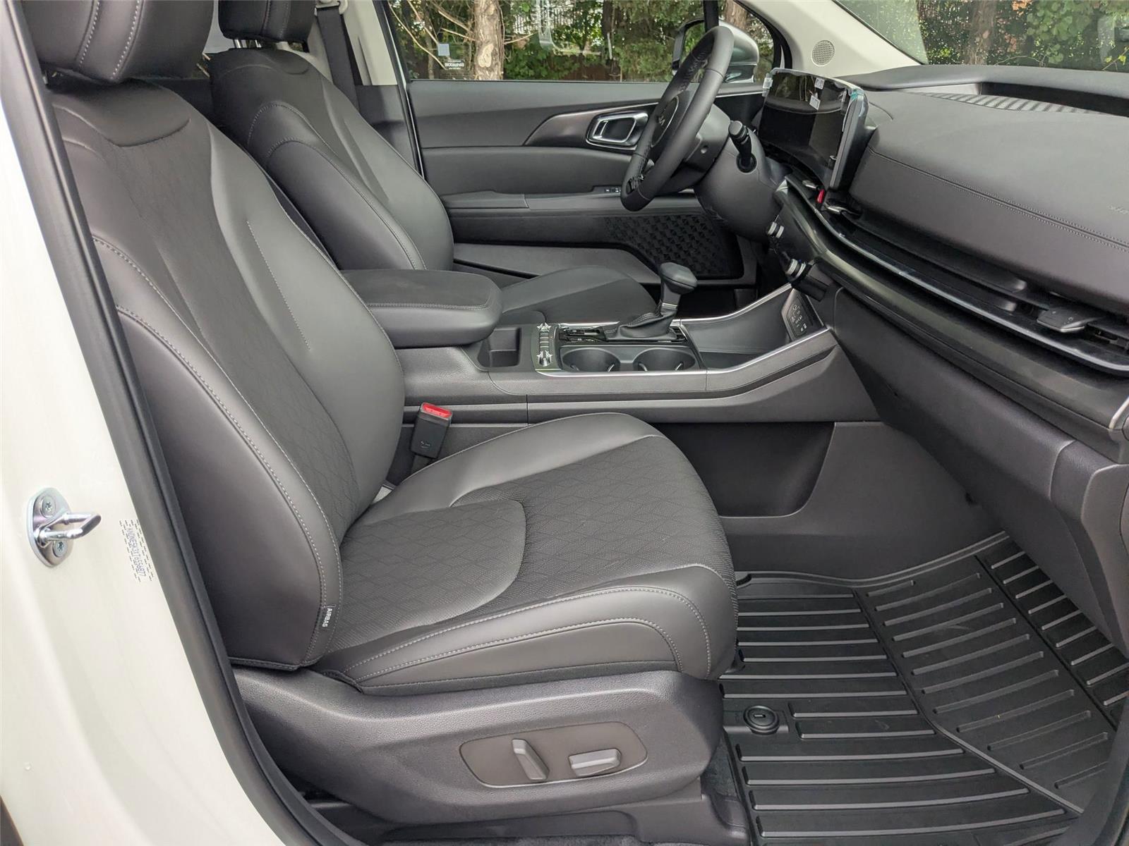 2026 Kia Carnival SX photo 37