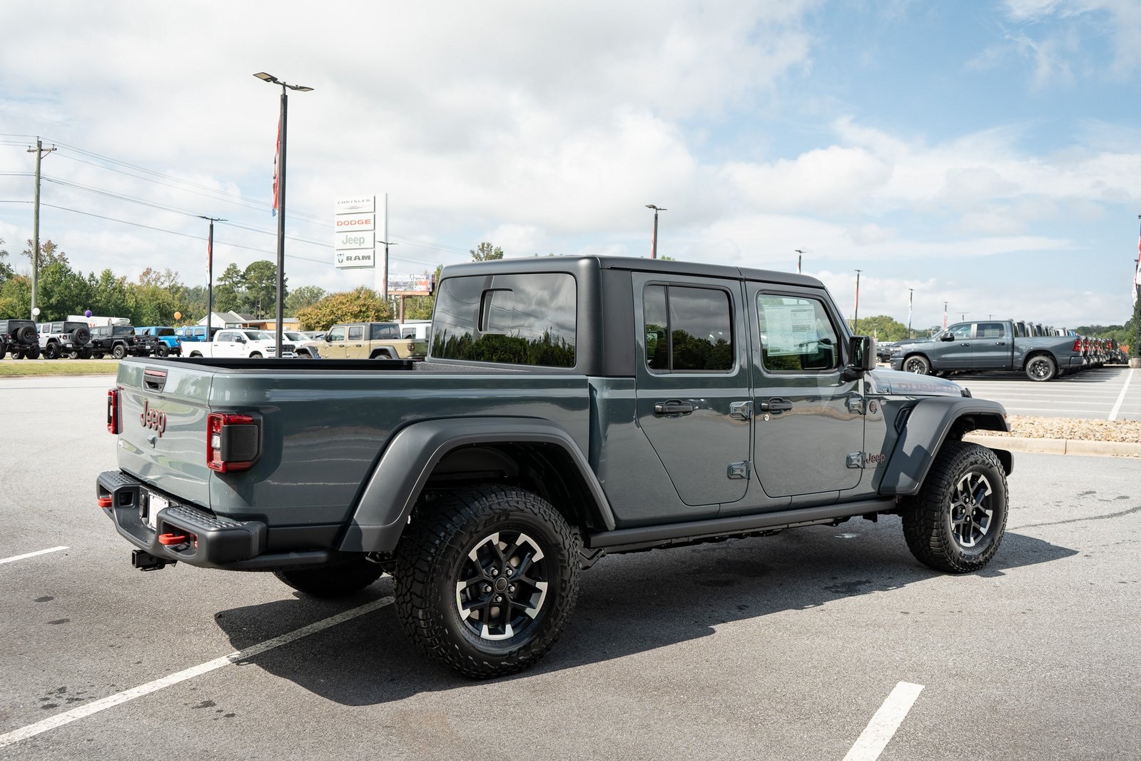 2025 Jeep Gladiator Rubicon photo 10