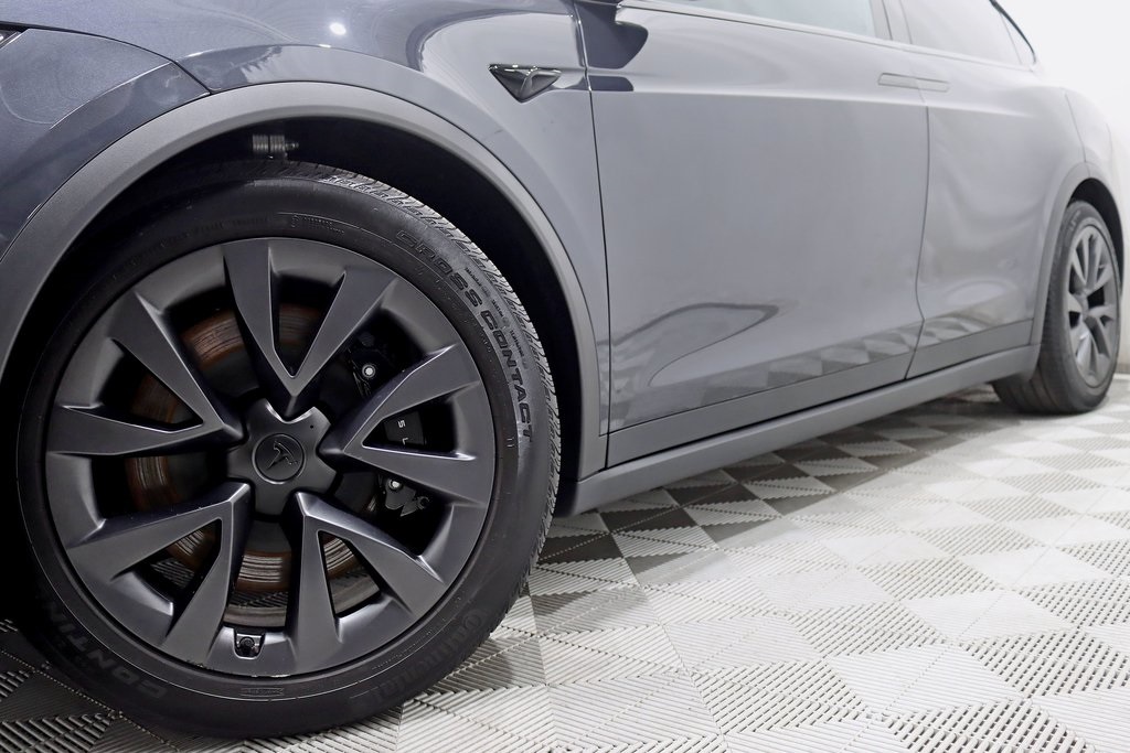 2024 Tesla Model X photo 3