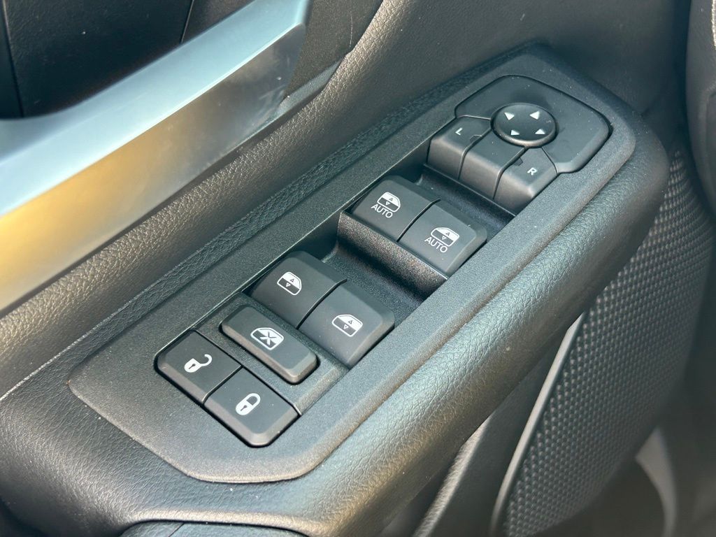 2025 Ram 1500 Tradesman photo 30