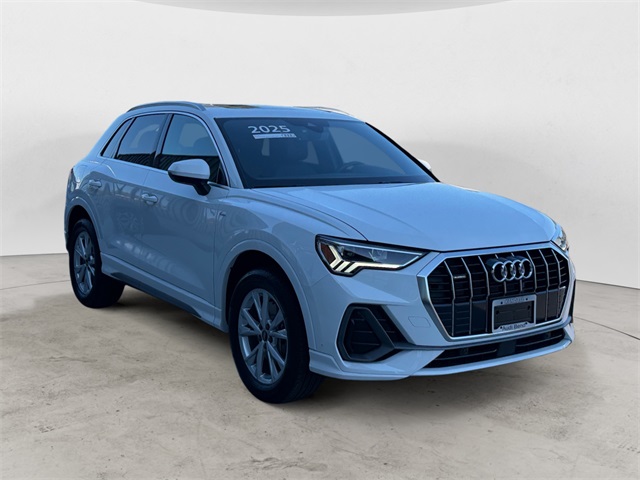 2025 Audi Q3 S Line Premium's photo