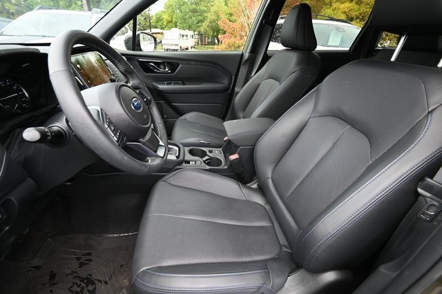 2025 Subaru Forester Limited photo 4