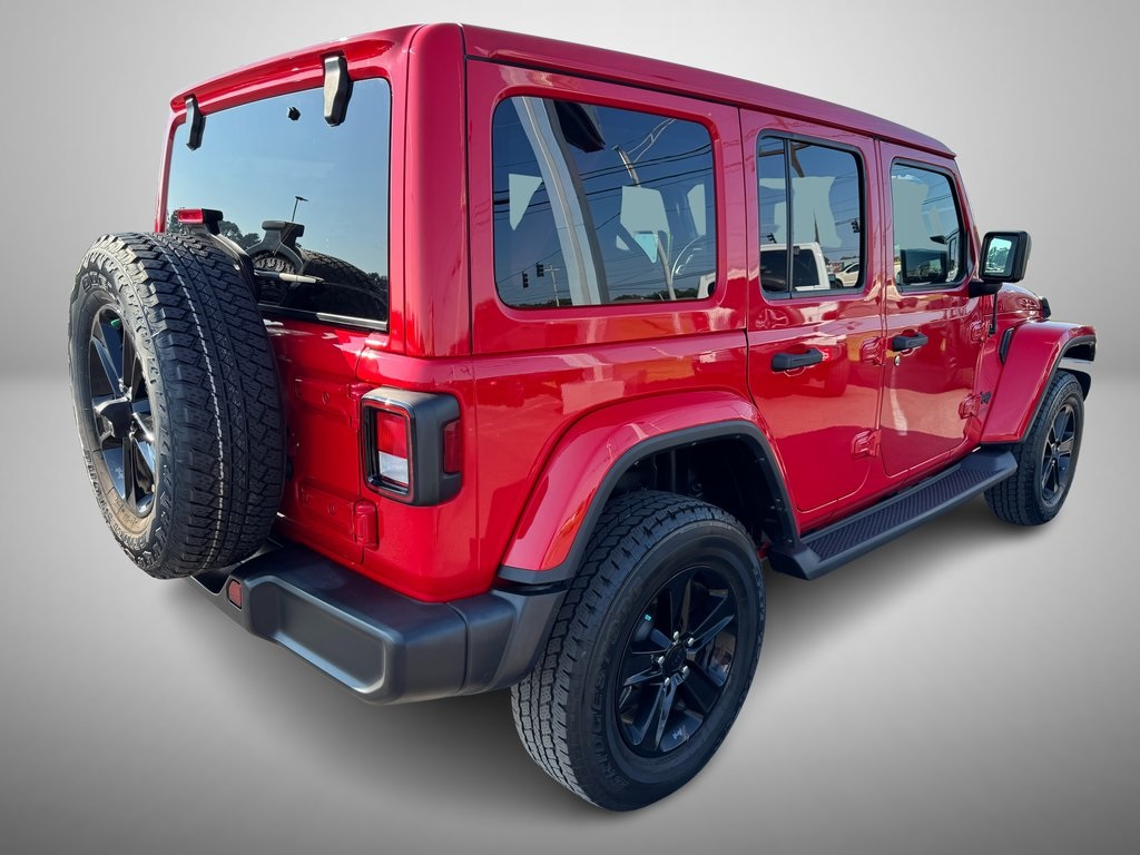2021 Jeep Wrangler Unlimited Sahara Altitude photo 3