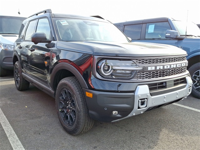 2025 Ford Bronco Sport Badlands photo 3
