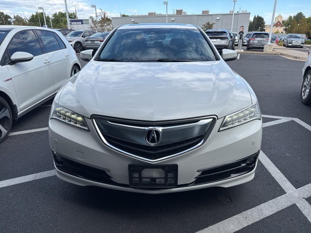 2015 Acura TLX SH-AWD Advance photo 2