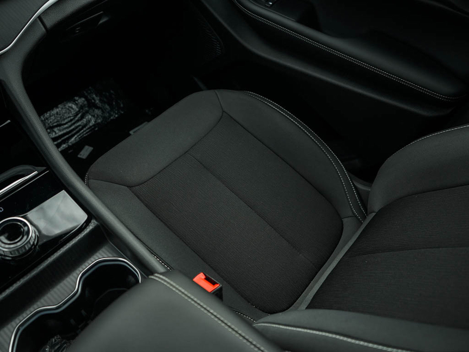 2025 Jeep Grand Cherokee Laredo photo 25