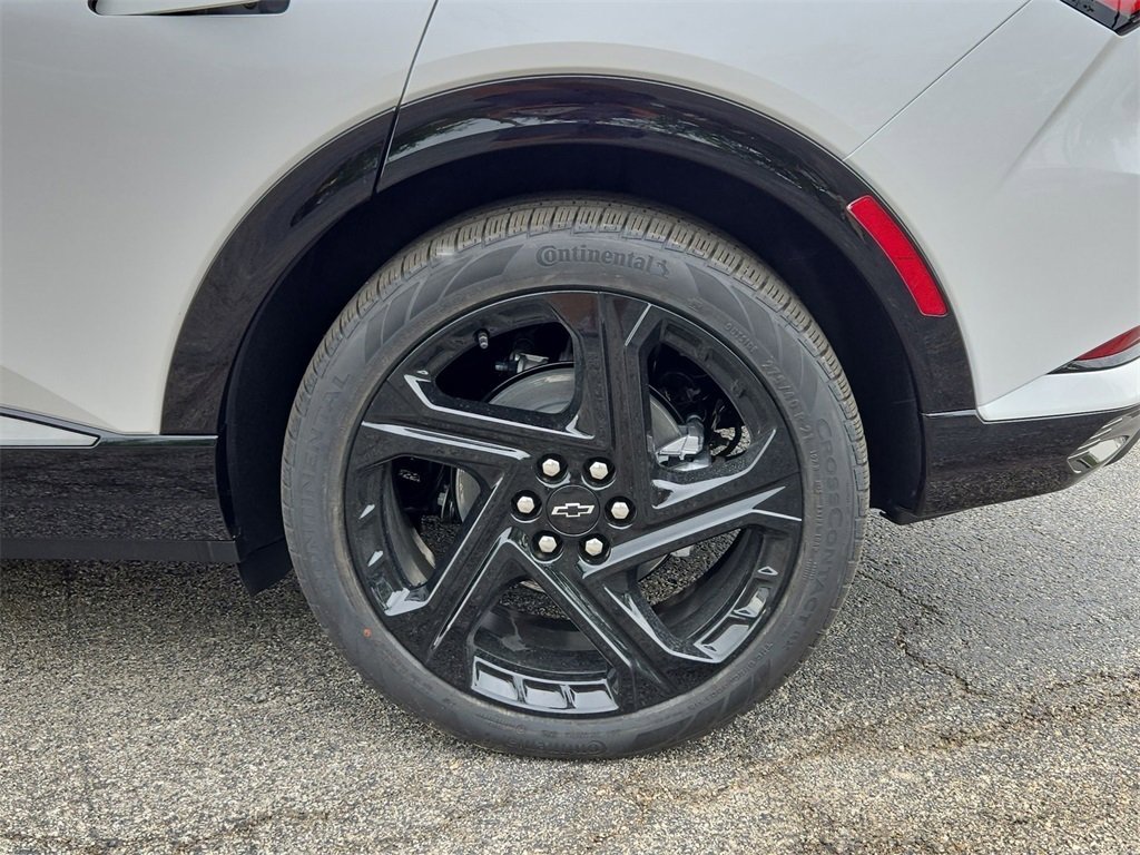 2025 Chevrolet Equinox EV 3RS photo 35