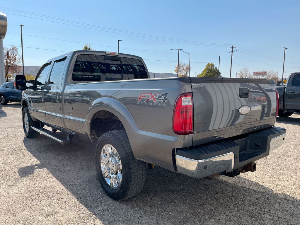 2012 Ford F-350 Lariat photo 4