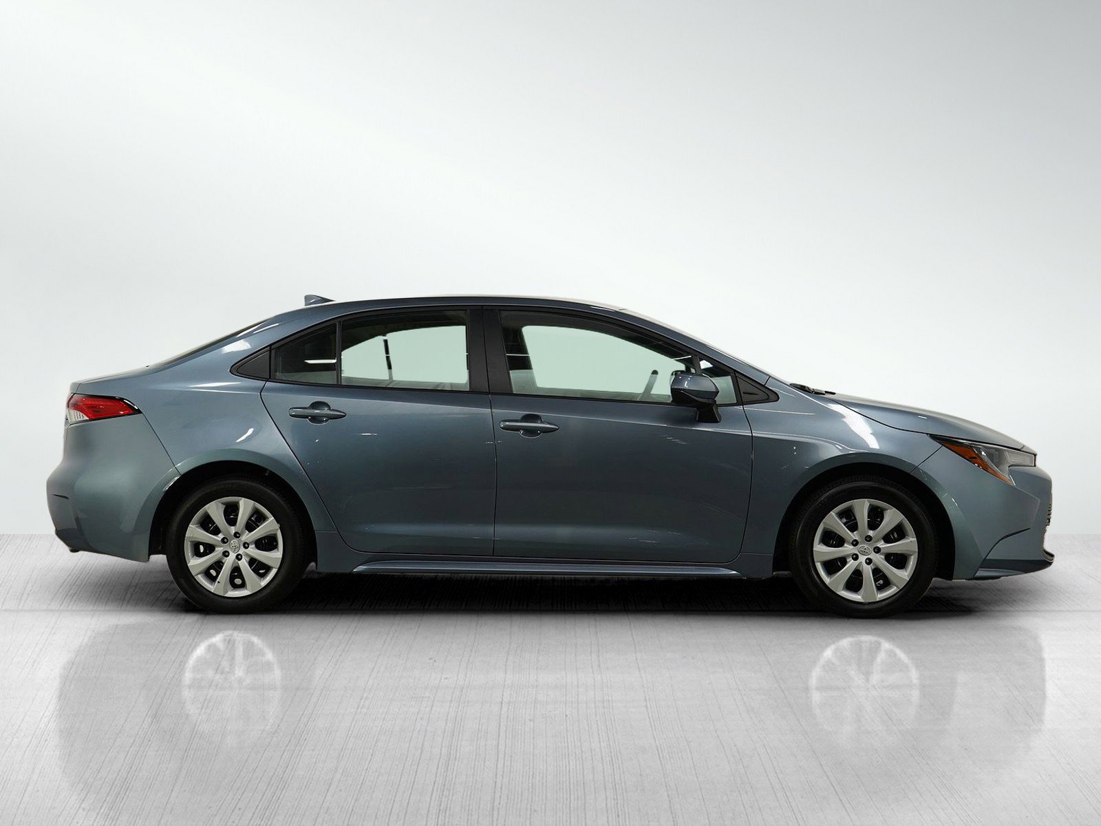 2024 Toyota Corolla LE photo 6