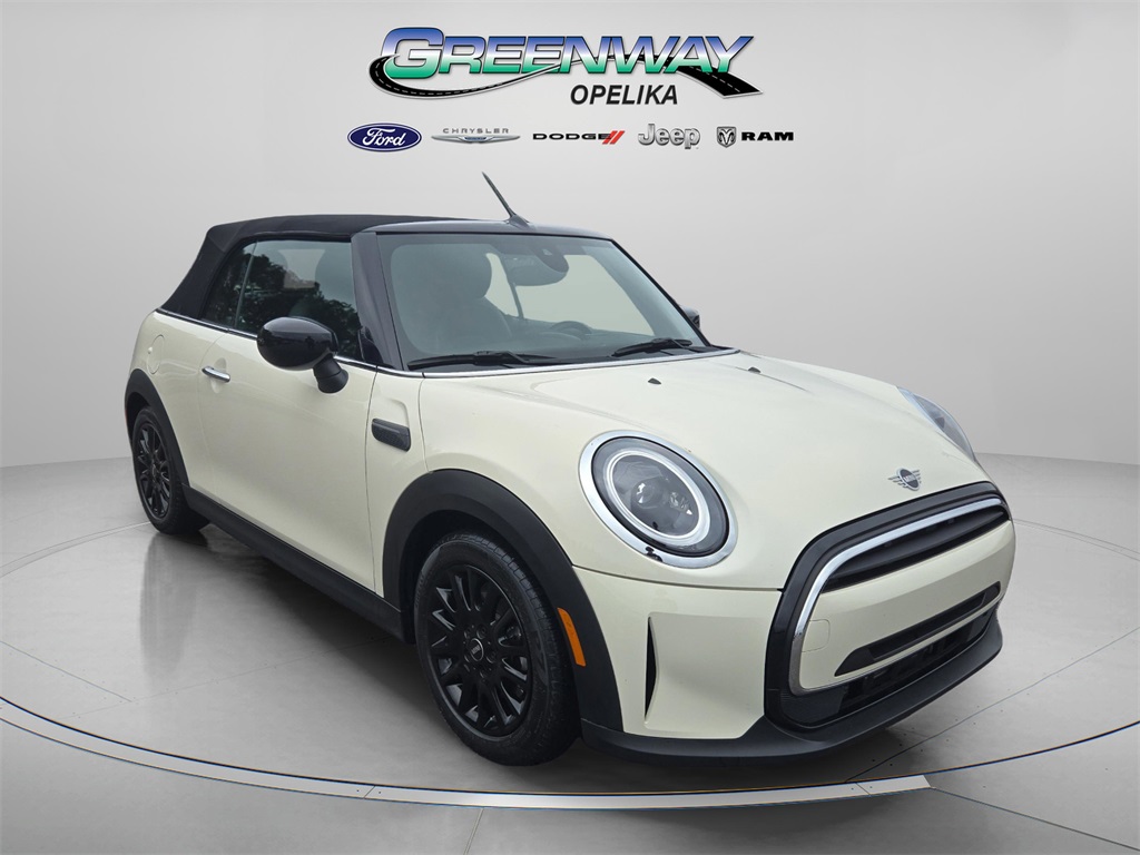2023 MINI Convertible Base's photo