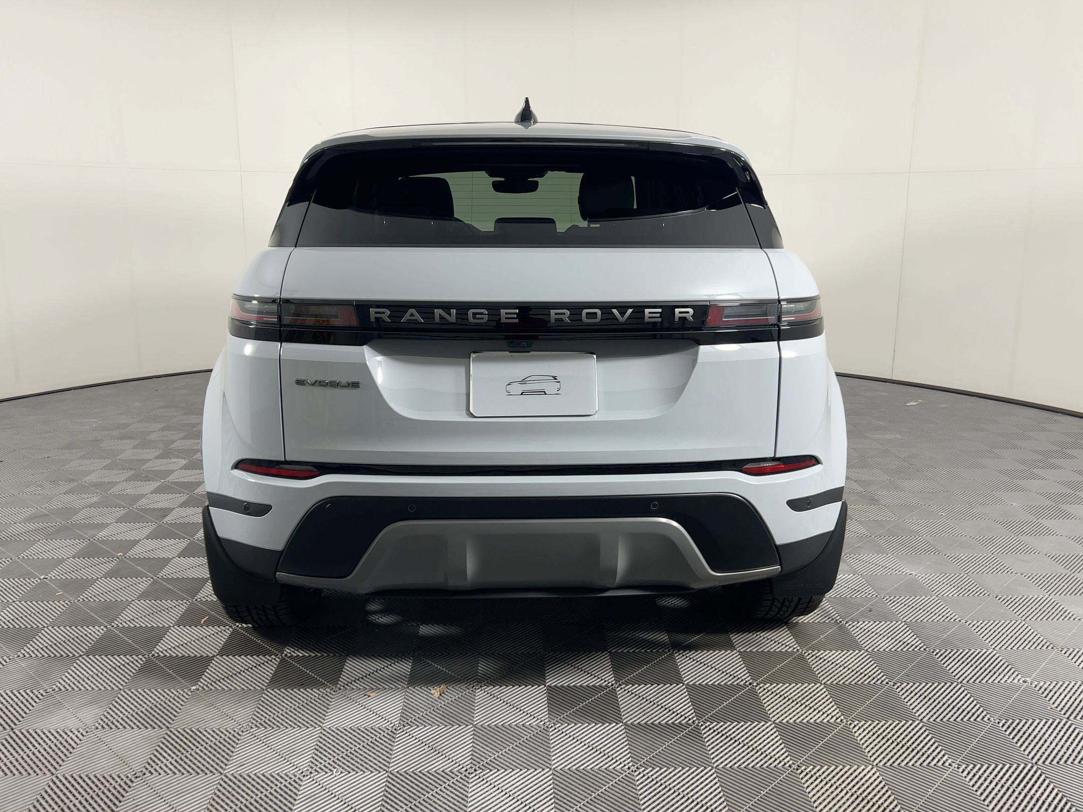 2026 Land Rover Range Rover Evoque S photo 8