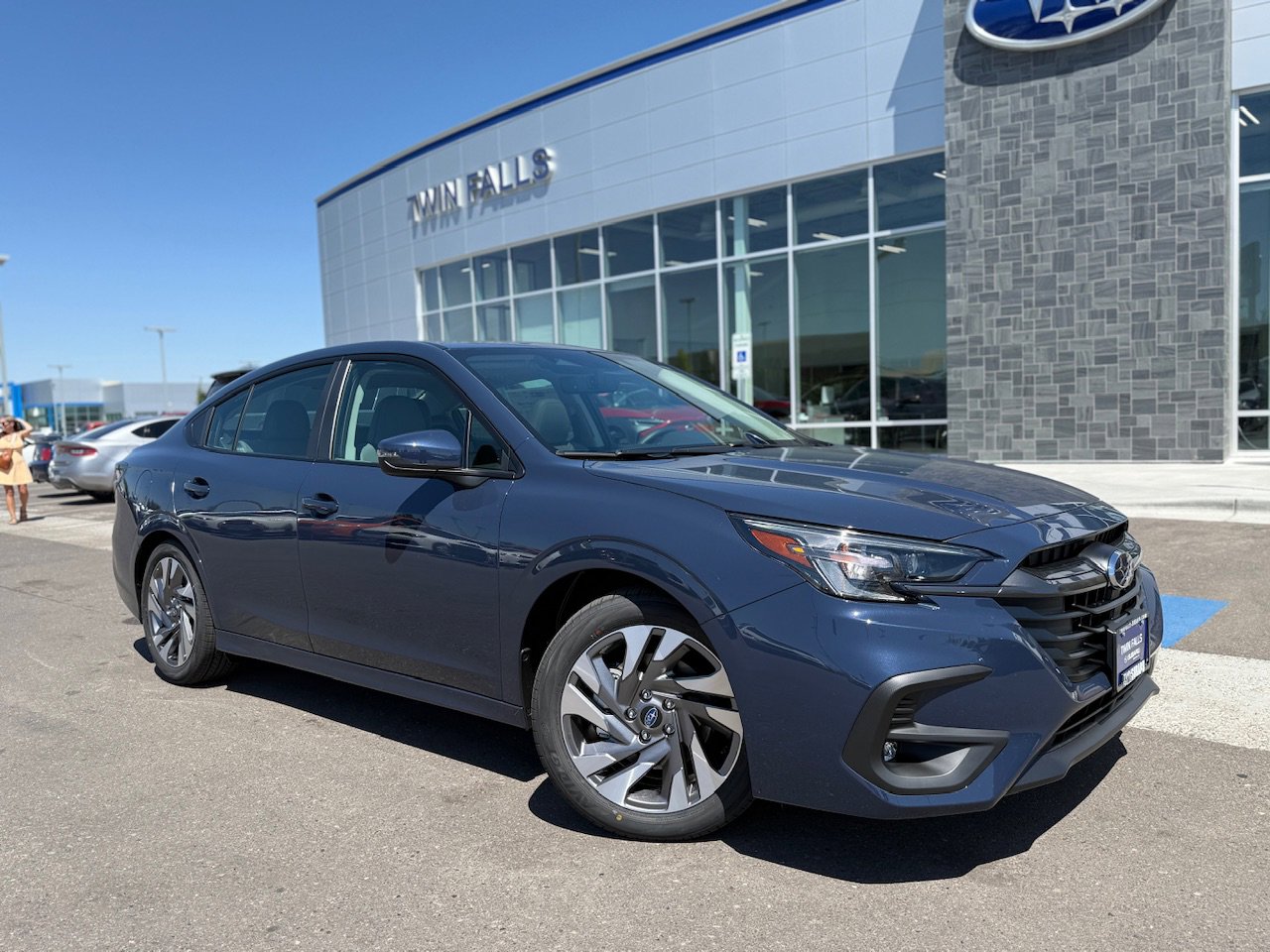 2025 Subaru Legacy Limited's photo