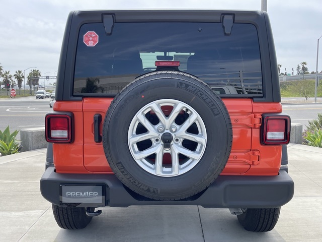 2023 Jeep Wrangler Sport S photo 4
