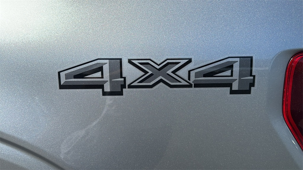2025 Ford F-150 XLT photo 7