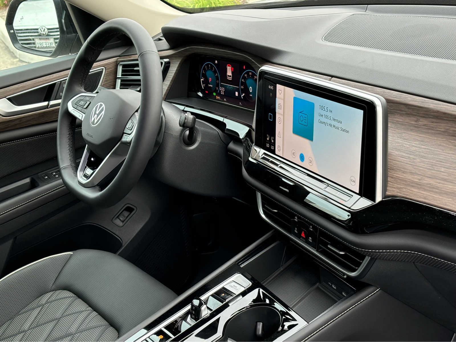 2024 Volkswagen Atlas SEL Premium R-Line photo 21