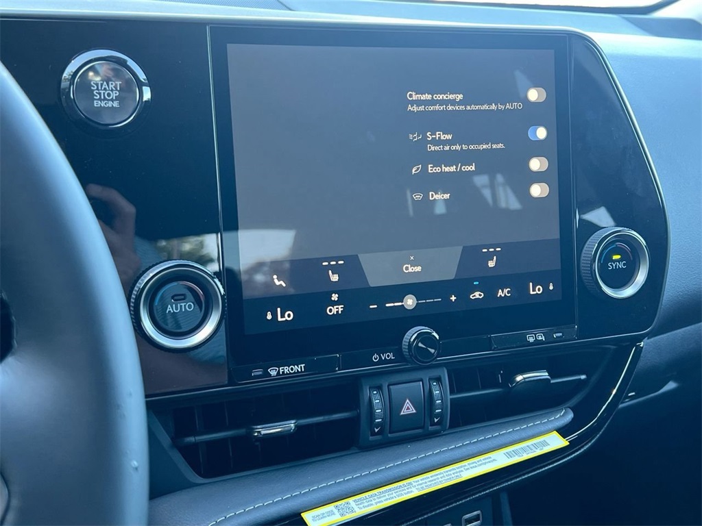 2026 Lexus NX 350 photo 13