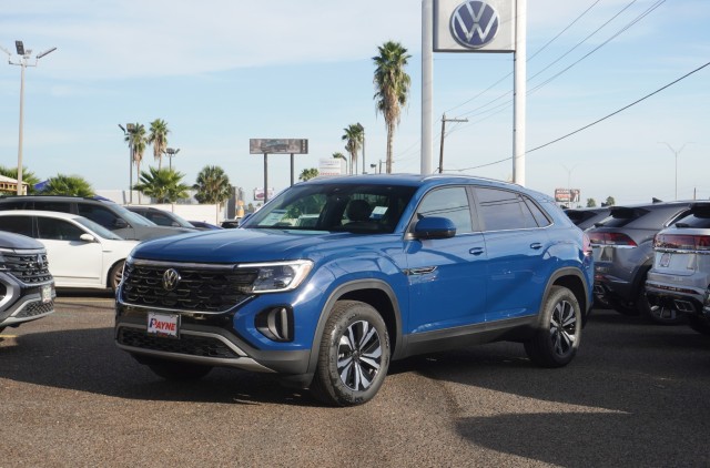 2026 Volkswagen Atlas Cross Sport SE's photo