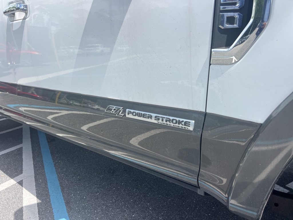 2017 Ford F-350 photo 3