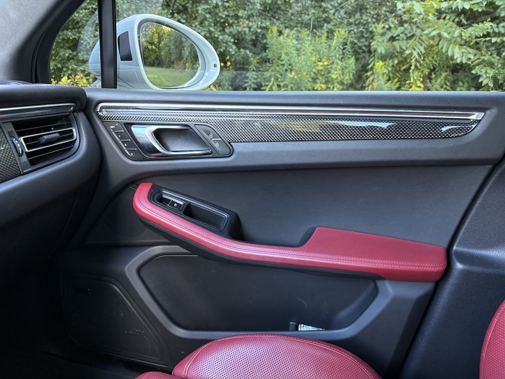 2022 Porsche Macan GTS photo 14