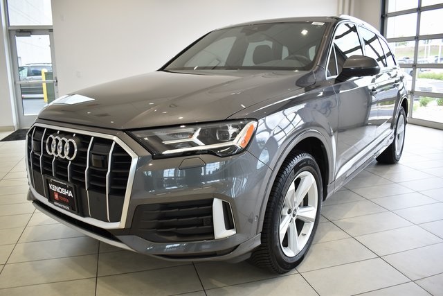 2022 Audi Q7 45 Premium Plus photo 4