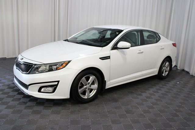 2015 Kia Optima LX photo 2